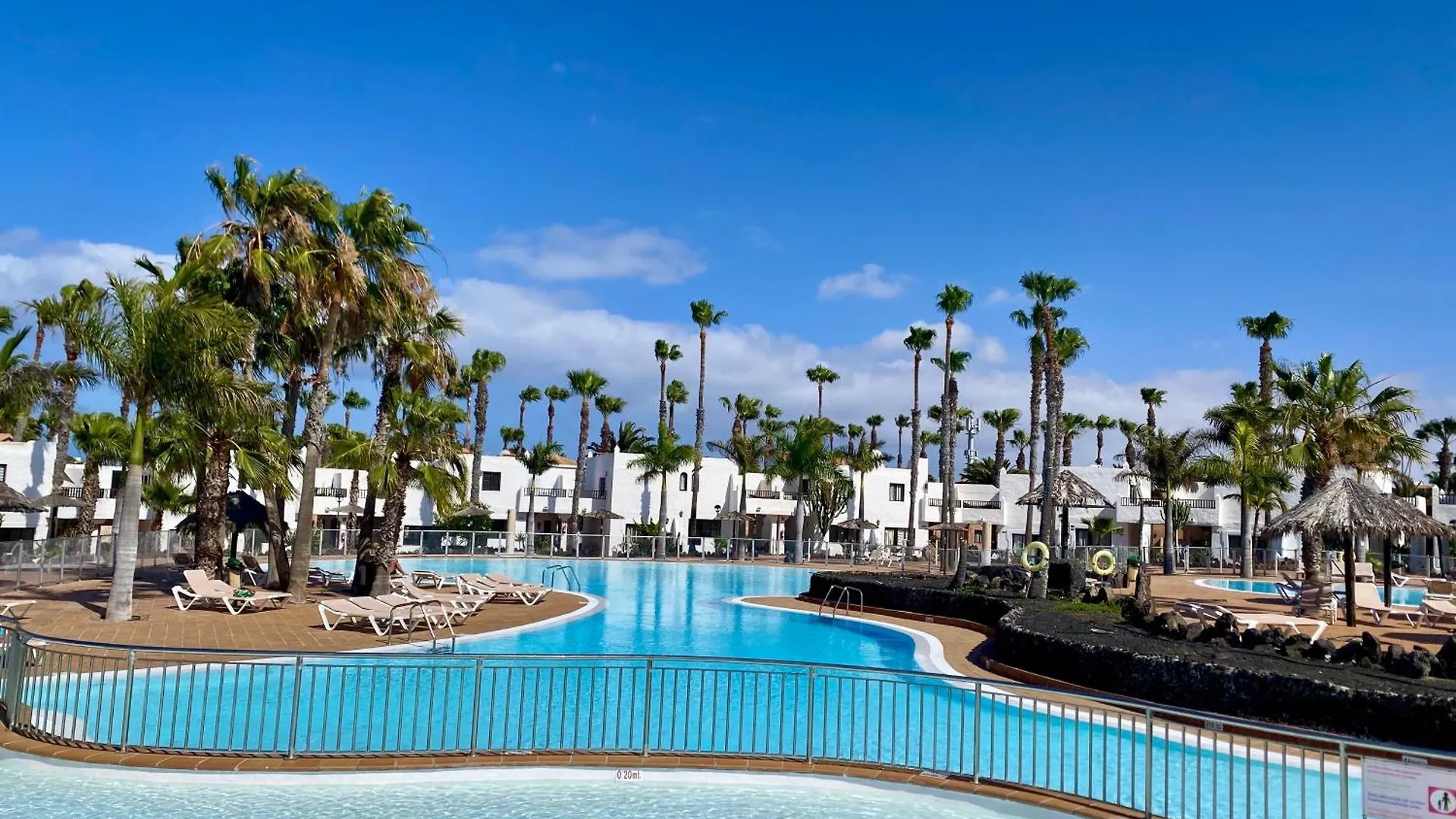 Blanca Del Sol Oasis Duna Corralejo